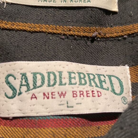 Saddlebred size large long sleeved button down great condition - Picture 2 of 2
